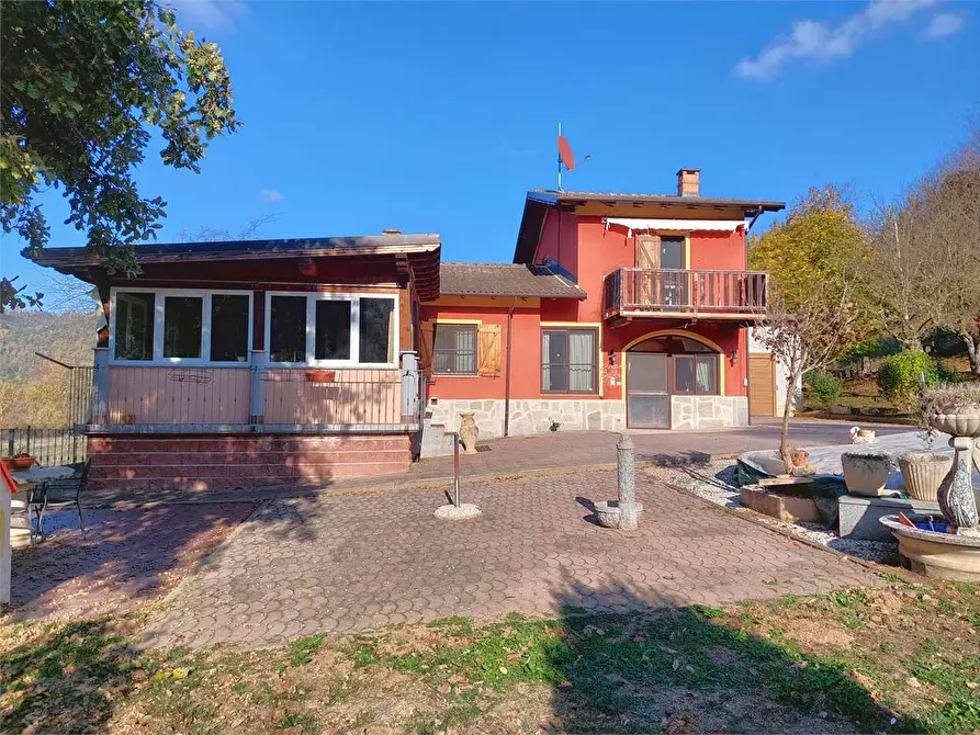 Immagine 3 di Villa in vendita  in Via della Miniera  9 a Nucetto