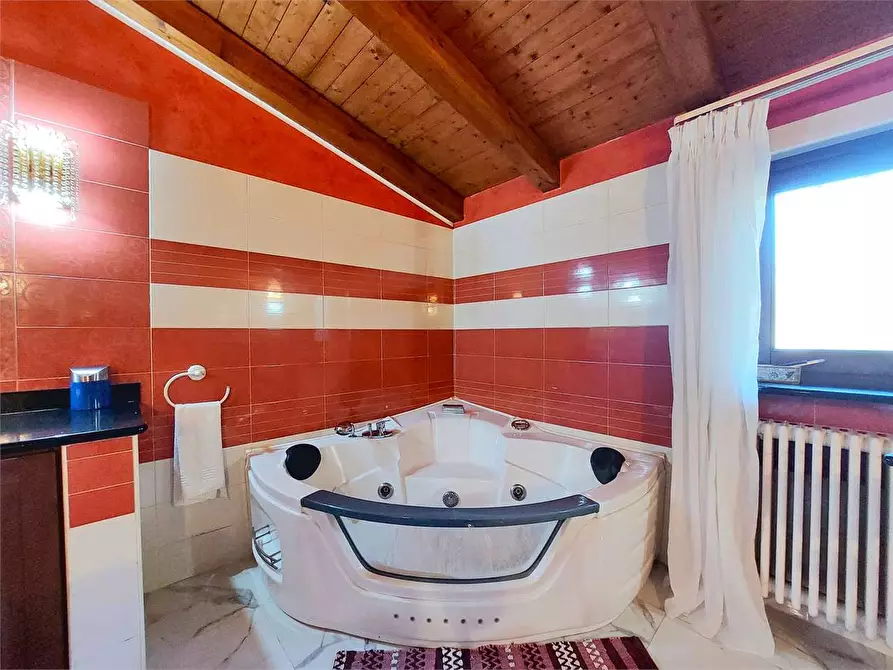 Immagine 44 di Villa in vendita  in Via della Miniera  9 a Nucetto