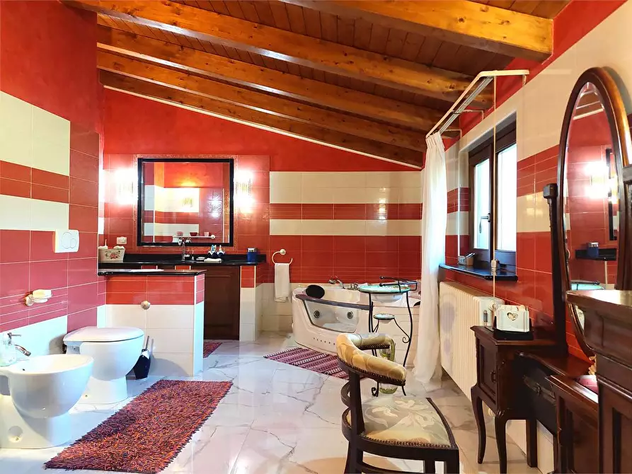 Immagine 42 di Villa in vendita  in Via della Miniera  9 a Nucetto