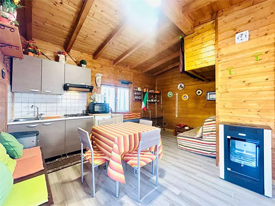Immagine 4 di Dépendance in vendita  in Campeggio Alpino  a Pornassio