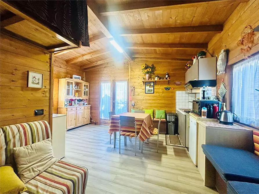 Immagine 9 di Dépendance in vendita  in Campeggio Alpino  a Pornassio