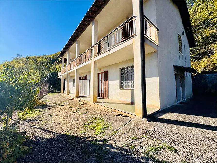 Immagine 11 di Casa indipendente in vendita  in Strada provinciale 14 2 a Borghetto D'arroscia