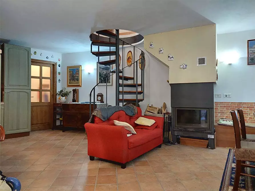 Immagine 1 di Casa indipendente in vendita  in Via Palestro 14 a Cosio D'arroscia