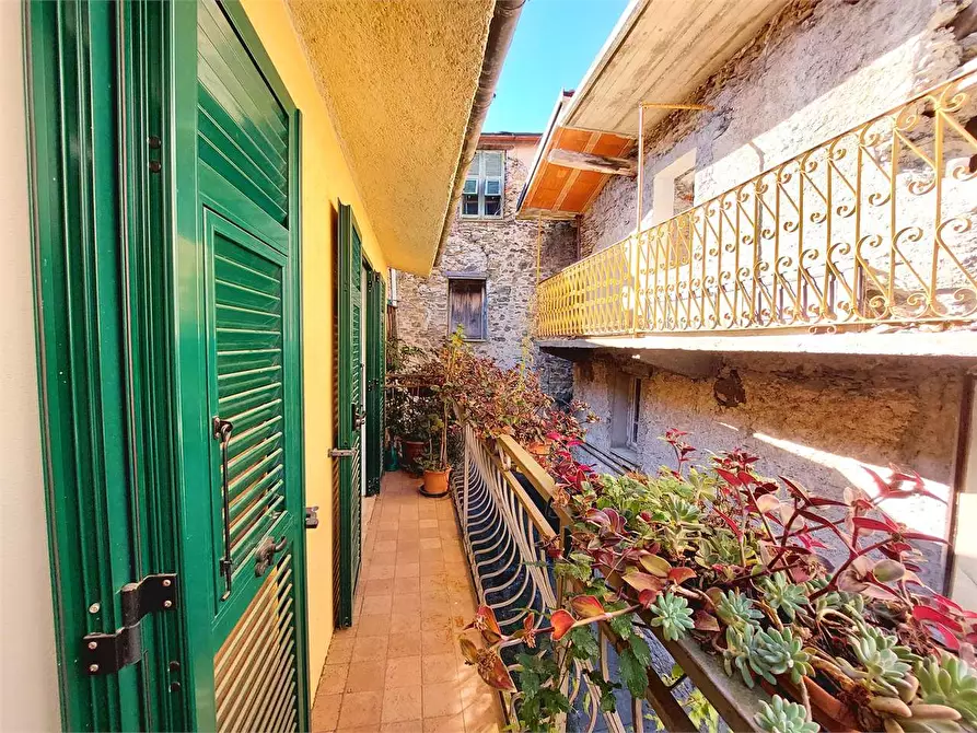 Immagine 30 di Casa indipendente in vendita  in Via Palestro 14 a Cosio D'arroscia