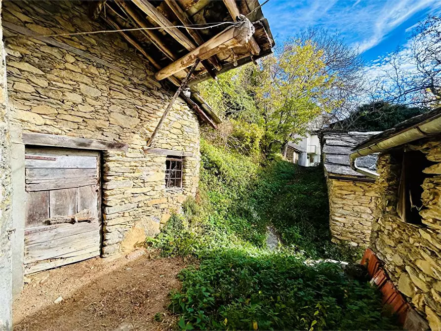 Immagine 37 di Rustico / casale in vendita  in Frazione Albra  a Ormea