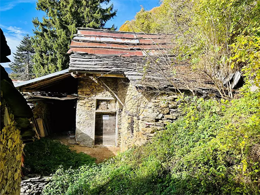 Immagine 40 di Rustico / casale in vendita  in Frazione Albra  a Ormea