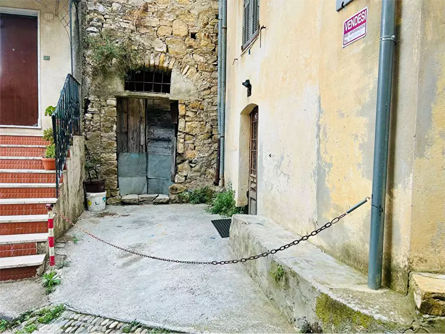 Immagine 5 di Casa indipendente in vendita  in Via De Amicis 60 a Pontedassio