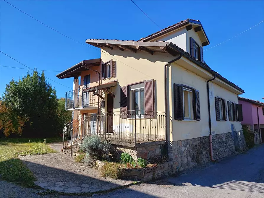 Immagine 1 di Casa indipendente in vendita  in Frazione Poggi S. Spirito 30 a Ceva