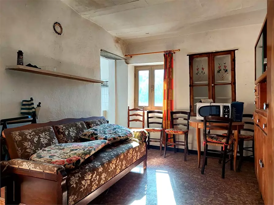 Immagine 3 di Casa indipendente in vendita  in Frazione Poggi S. Spirito 34 a Ceva