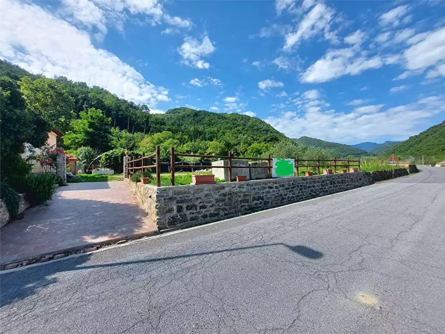 Immagine 7 di Terreno edificabile in vendita  in Via P. Manfredi a Vessalico