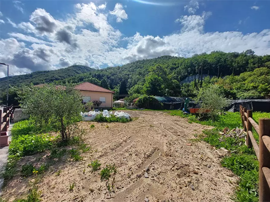 Immagine 13 di Terreno edificabile in vendita  in Via P. Manfredi a Vessalico