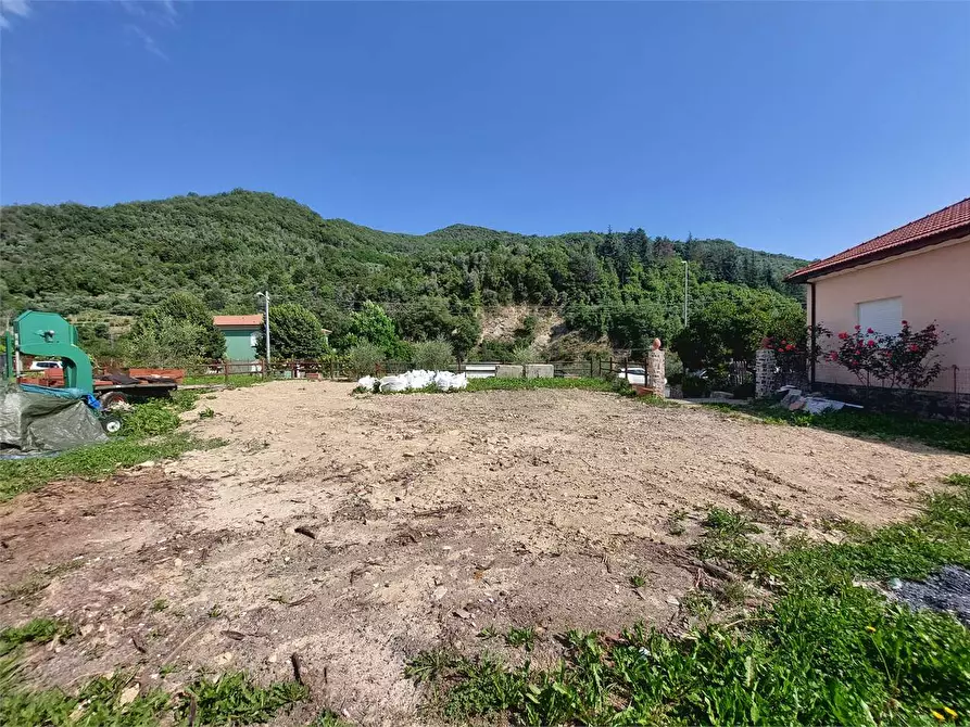 Immagine 14 di Terreno edificabile in vendita  in Via P. Manfredi a Vessalico