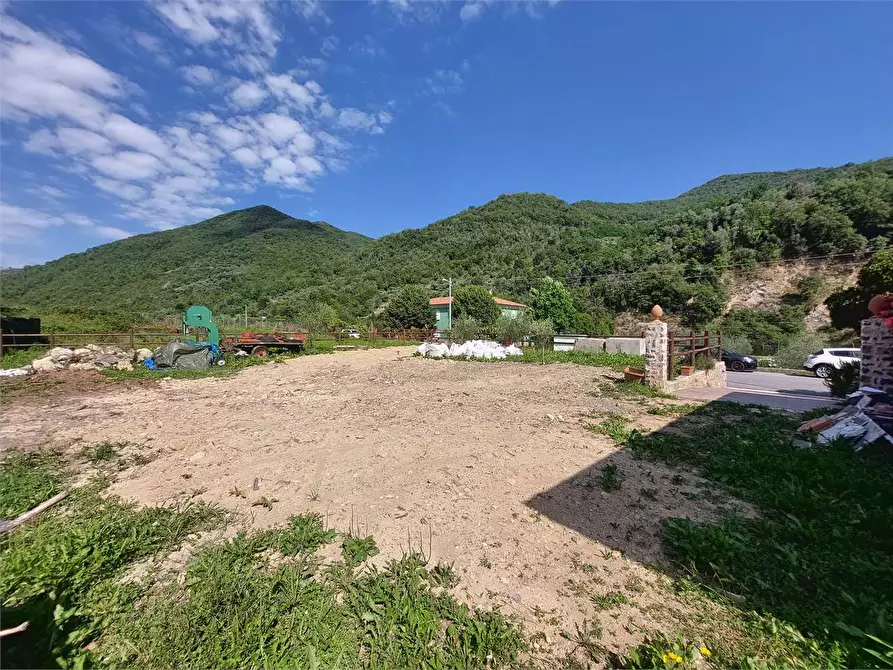 Immagine 15 di Terreno edificabile in vendita  in Via P. Manfredi a Vessalico