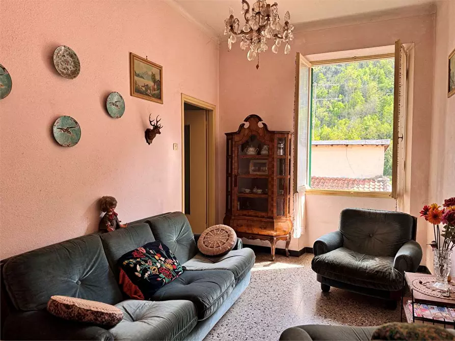 Immagine 13 di Appartamento in vendita  in Via Umberto 1 31 a Ranzo