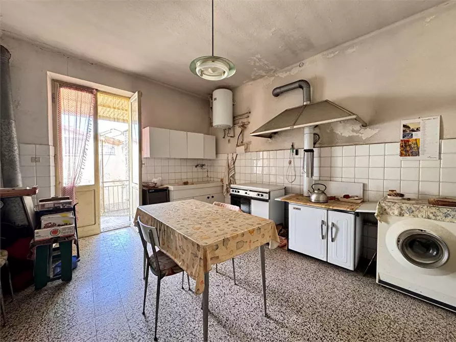 Immagine 18 di Appartamento in vendita  in Via Umberto 1 31 a Ranzo