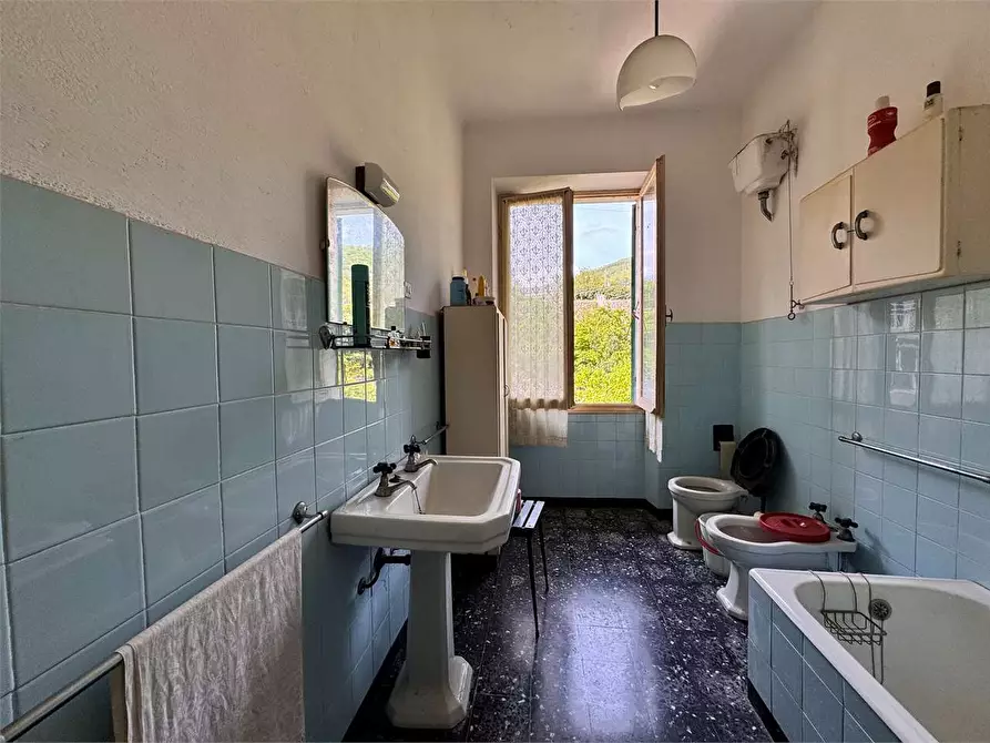 Immagine 13 di Appartamento in vendita  in Via Umberto 1 31 a Ranzo