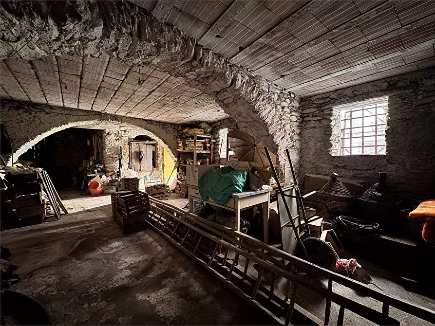 Immagine 28 di Appartamento in vendita  in Via Umberto 1 31 a Ranzo