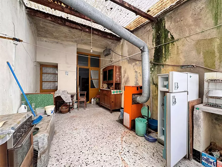 Immagine 19 di Appartamento in vendita  in Via Umberto 1 31 a Ranzo