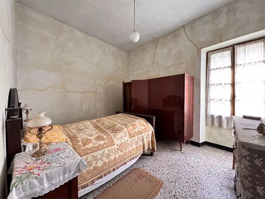 Immagine 36 di Appartamento in vendita  in Via Umberto 1 31 a Ranzo