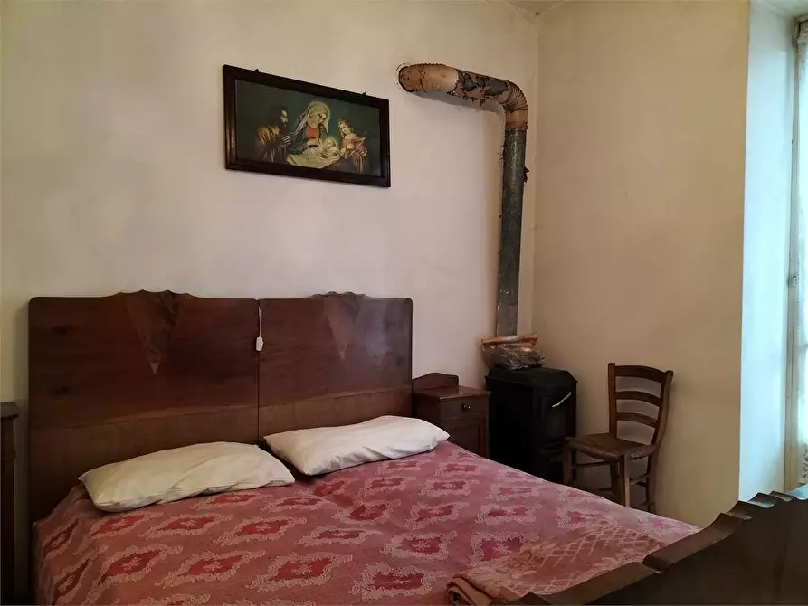 Immagine 33 di Casa indipendente in vendita  a Ormea