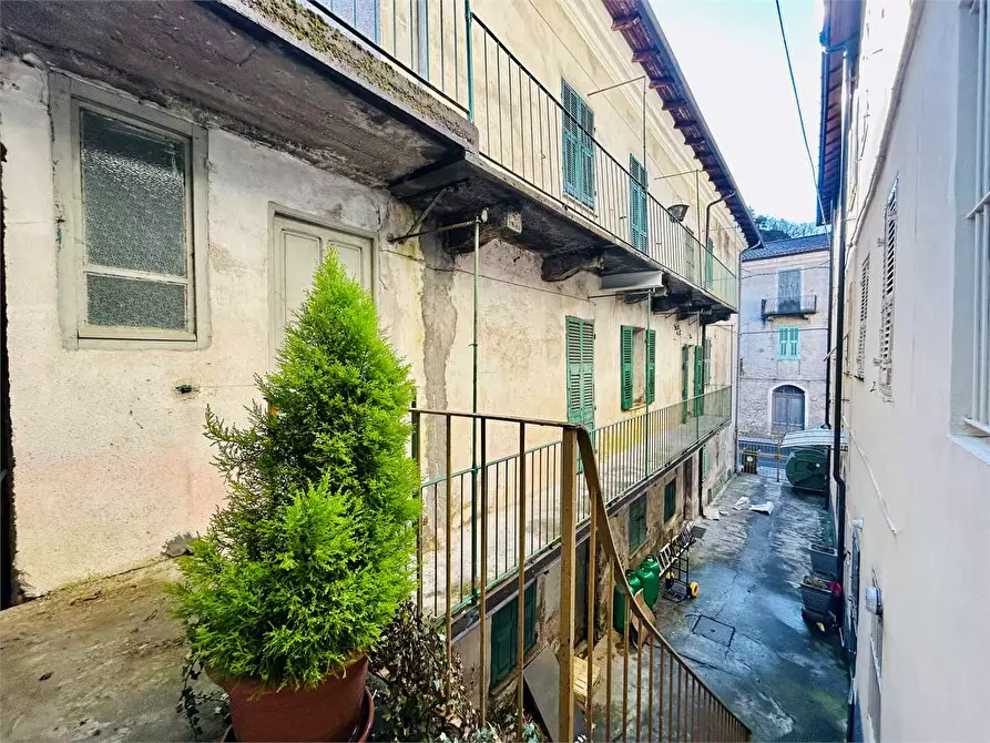 Immagine 23 di Appartamento in vendita  in Ponte di Nava  41 a Ormea