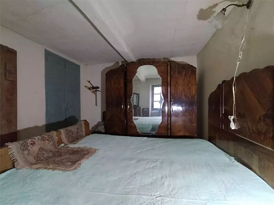 Immagine 18 di Porzione di casa in vendita  a Cosio D'arroscia