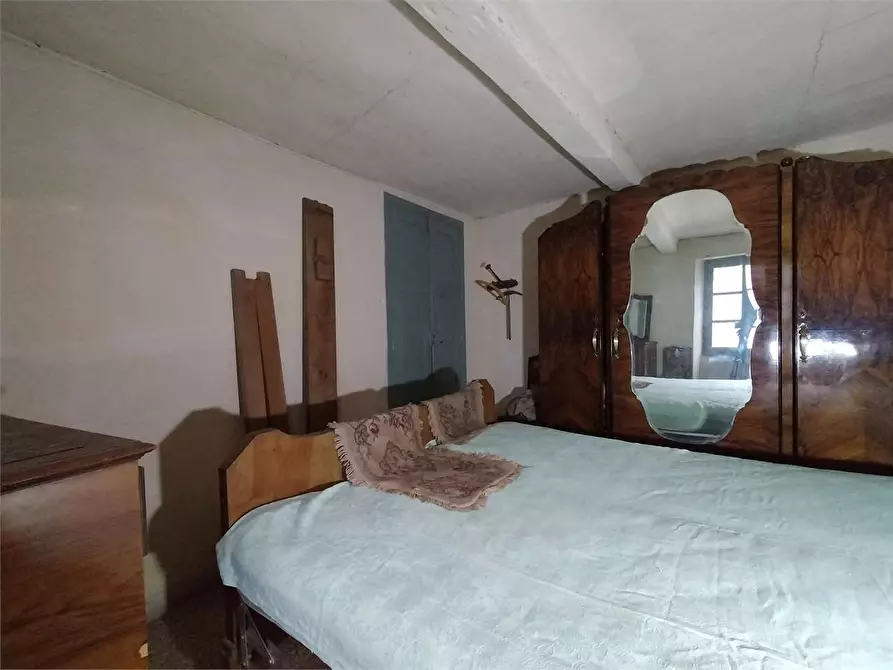 Immagine 19 di Porzione di casa in vendita  a Cosio D'arroscia