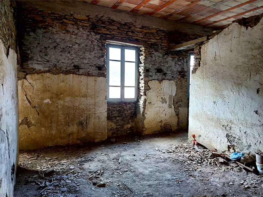 Immagine 32 di Casa indipendente in vendita  in Piazza Vittorio Veneto 9 a Borghetto D'arroscia