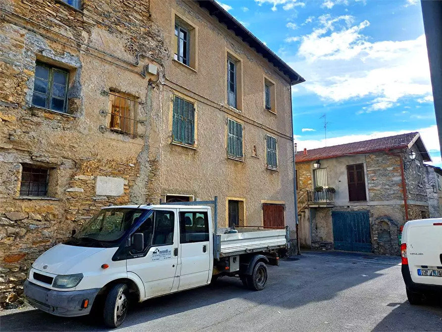 Immagine 57 di Casa indipendente in vendita  in Piazza Vittorio Veneto 9 a Borghetto D'arroscia