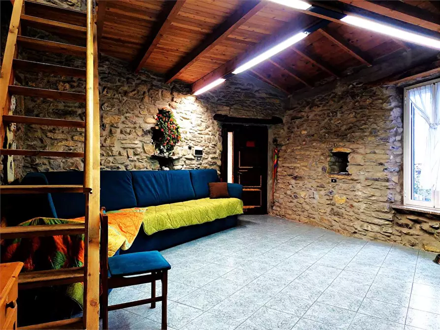 Immagine 7 di Casa indipendente in vendita  in Salita Case Soprane  9 a Pieve Di Teco