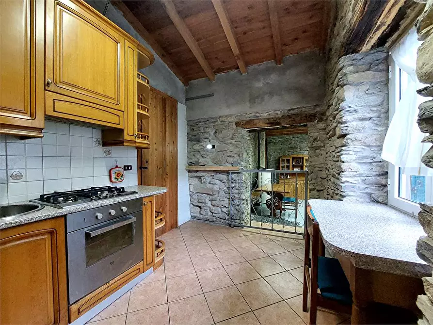 Immagine 11 di Casa indipendente in vendita  in Salita Case Soprane  9 a Pieve Di Teco