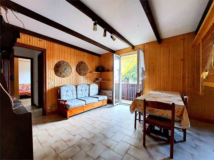 Immagine 6 di Appartamento in vendita  in Frazione Monesi di Mendatica Condominio del Sole a Mendatica