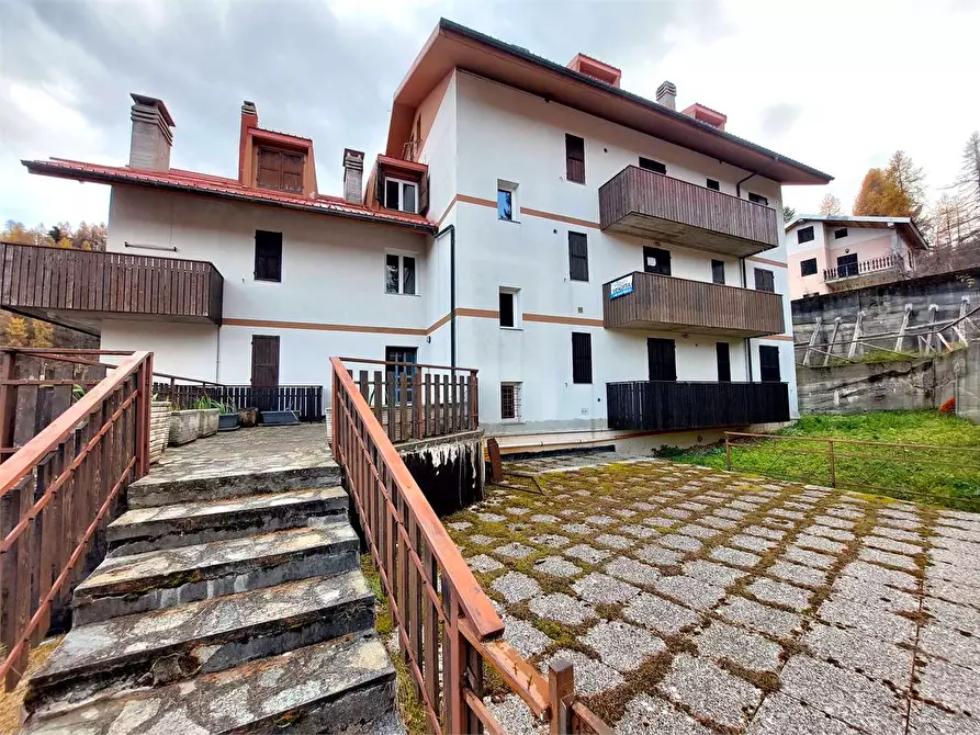 Immagine 22 di Appartamento in vendita  in Frazione Monesi di Mendatica Condominio del Sole a Mendatica