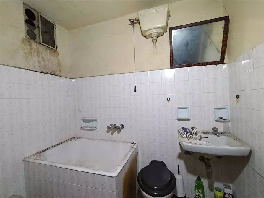 Immagine 24 di Porzione di casa in vendita  a Cosio D'arroscia