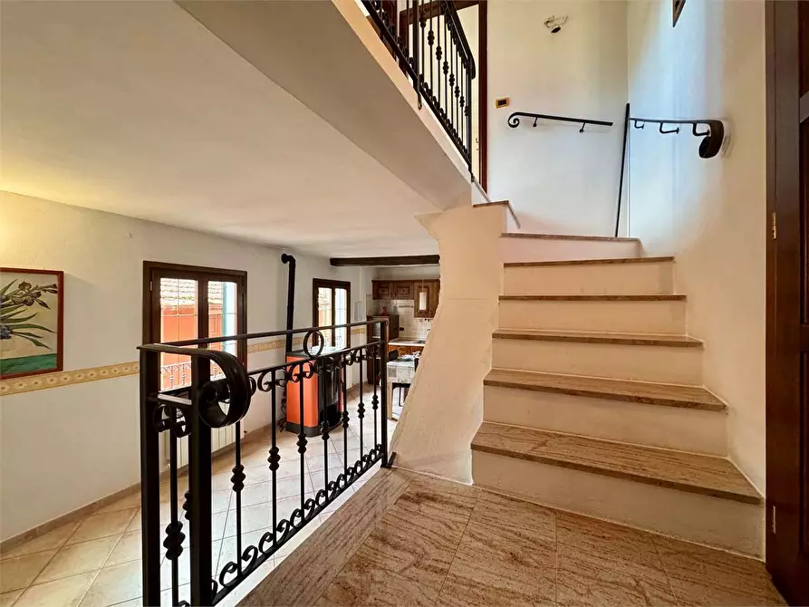 Immagine 13 di Casa indipendente in vendita  in Piazza Castello 4 a Aurigo