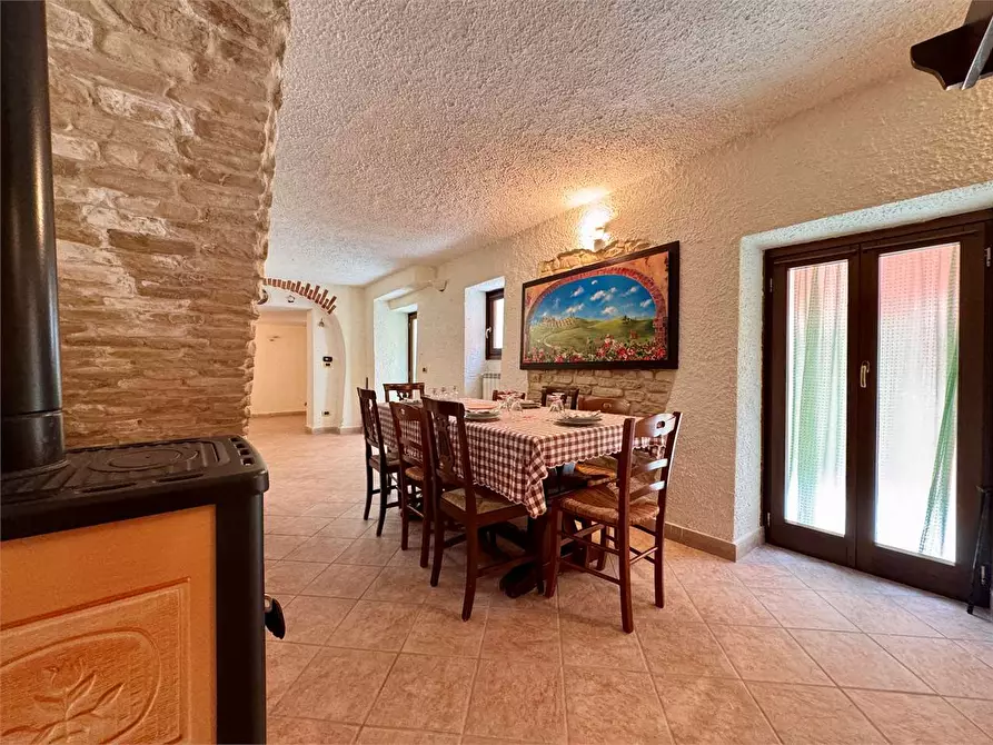 Immagine 30 di Casa indipendente in vendita  in Piazza Castello 4 a Aurigo