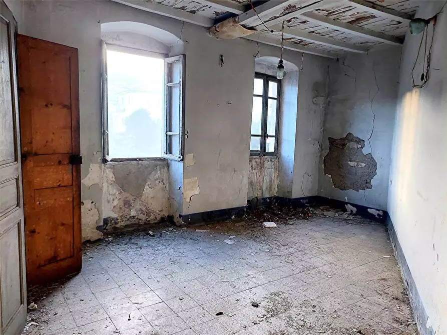 Immagine 4 di Rustico / casale in vendita  in Piazza Vittorio Veneto a Pontedassio