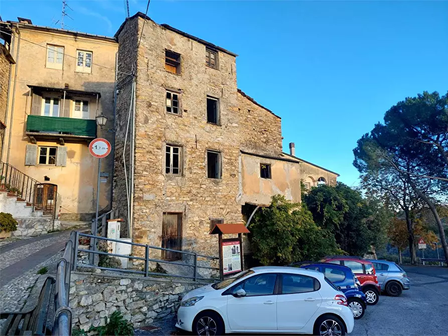 Immagine 3 di Rustico / casale in vendita  in Piazza Vittorio Veneto a Pontedassio