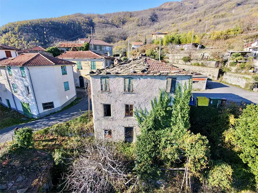 Immagine 3 di Rustico / casale in vendita  in Frazione Lenzari  4 a Vessalico