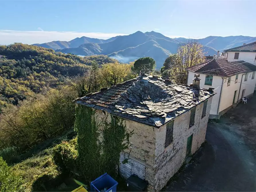 Immagine 2 di Rustico / casale in vendita  in Frazione Lenzari  4 a Vessalico