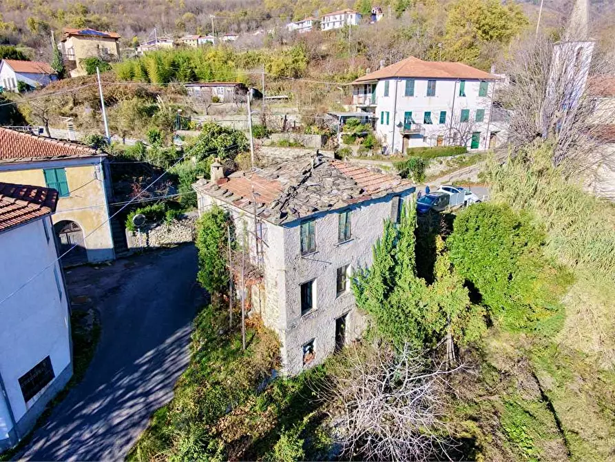 Immagine 2 di Rustico / casale in vendita  in Frazione Lenzari  4 a Vessalico