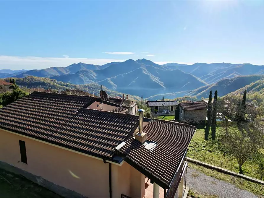 Immagine 2 di Casa indipendente in vendita  in Frazione Lenzari 6 a Vessalico