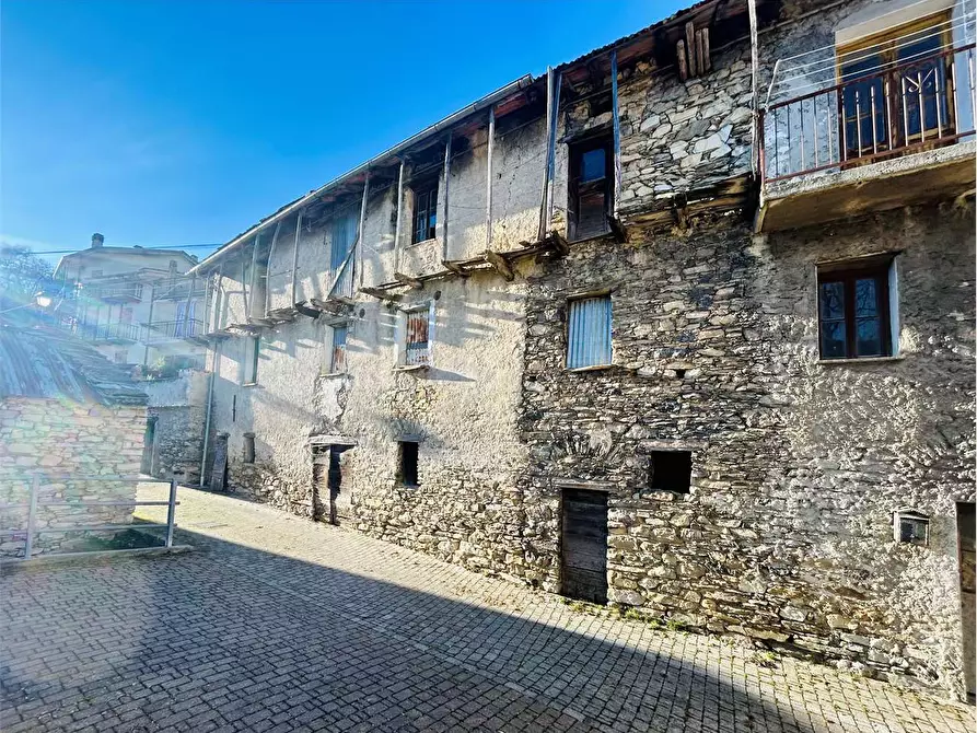 Immagine 30 di Rustico / casale in vendita  in Ruora, Via San Rocco a Caprauna