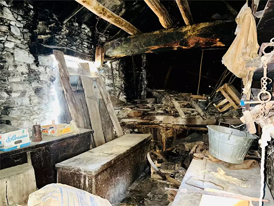 Immagine 16 di Rustico / casale in vendita  in Ruora, Via San Rocco a Caprauna