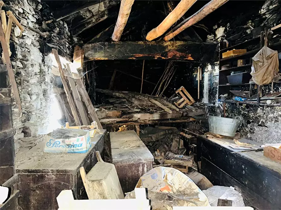 Immagine 17 di Rustico / casale in vendita  in Ruora, Via San Rocco a Caprauna