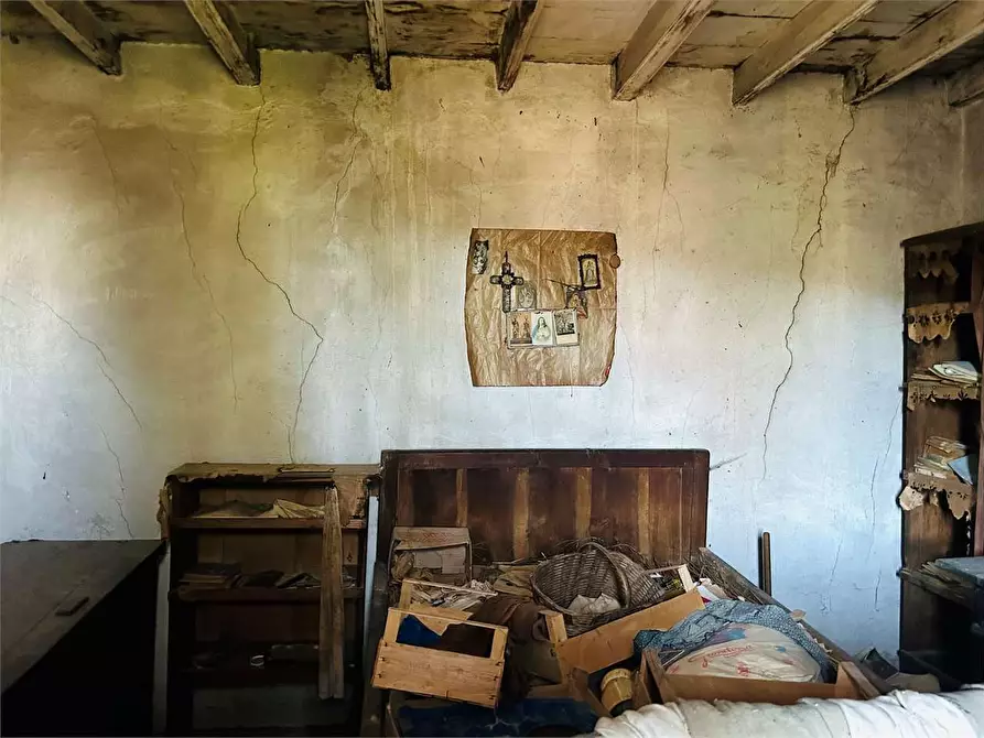 Immagine 23 di Rustico / casale in vendita  in Ruora, Via San Rocco a Caprauna