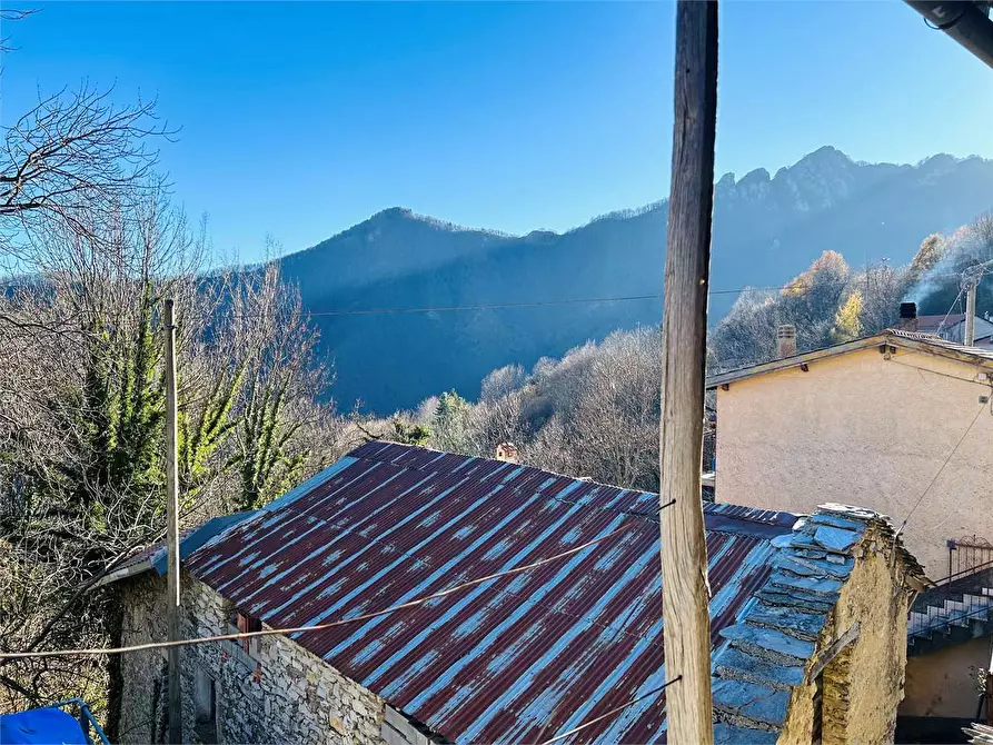 Immagine 18 di Rustico / casale in vendita  in Ruora, Via San Rocco a Caprauna