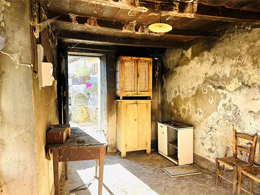 Immagine 4 di Rustico / casale in vendita  in Ruora, Via San Rocco a Caprauna