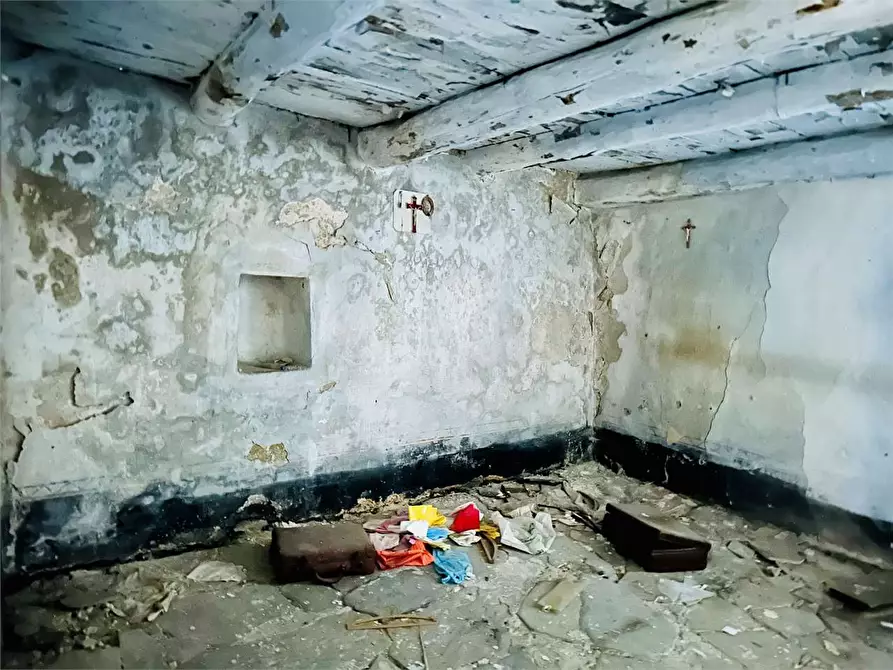 Immagine 9 di Rustico / casale in vendita  in Ruora, Via San Rocco a Caprauna