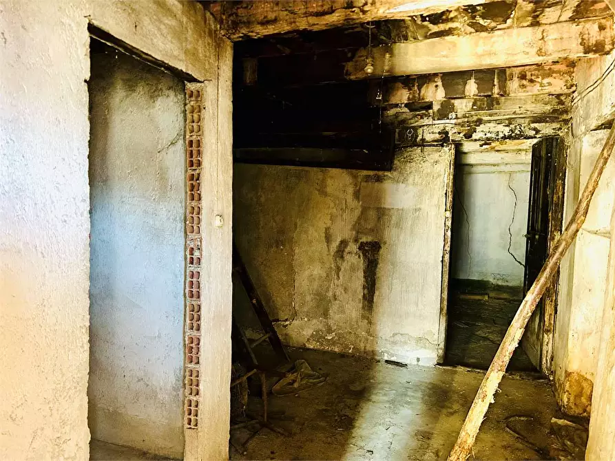 Immagine 10 di Rustico / casale in vendita  in Ruora, Via San Rocco a Caprauna